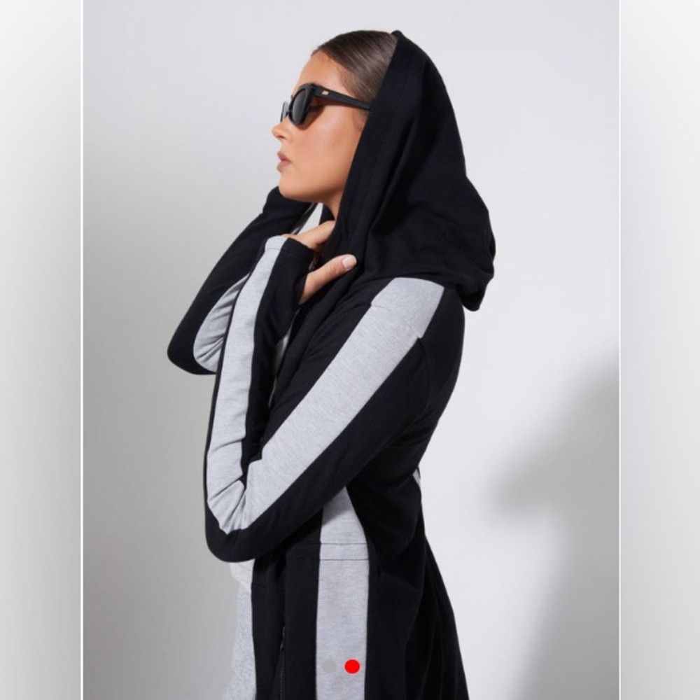 NWT Blanc Noir Women’s Grey Black Open Front Hooded Pocket Cardigan – Size Small - Picture 2 of 6